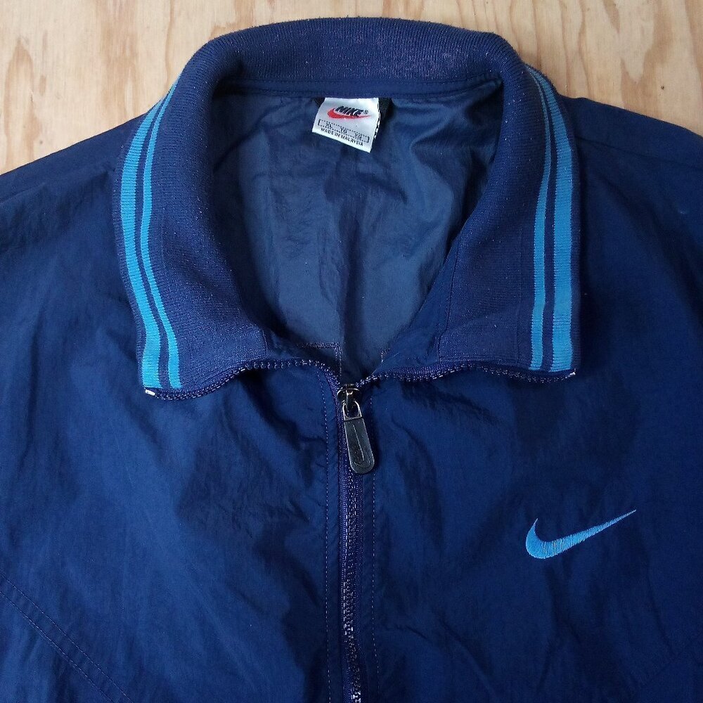 Vintage 90s Nike Spell Out Pullover Windbreaker Jacket Back Hit